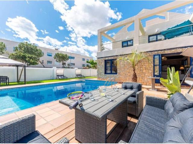 Casa en Venta en Alicante Alacant