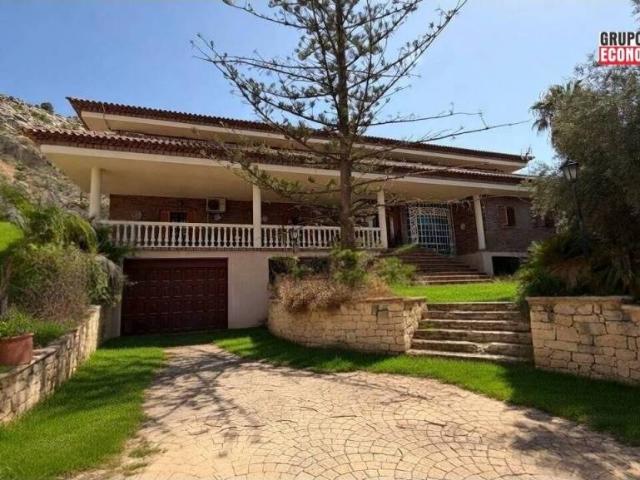 Casa en Venta en Alicante Alacant