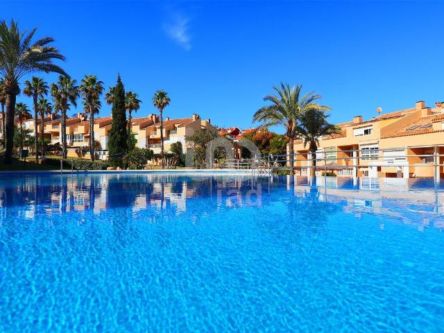 Casa en venta en Alicante, Cabo de las Huertas. Casas.