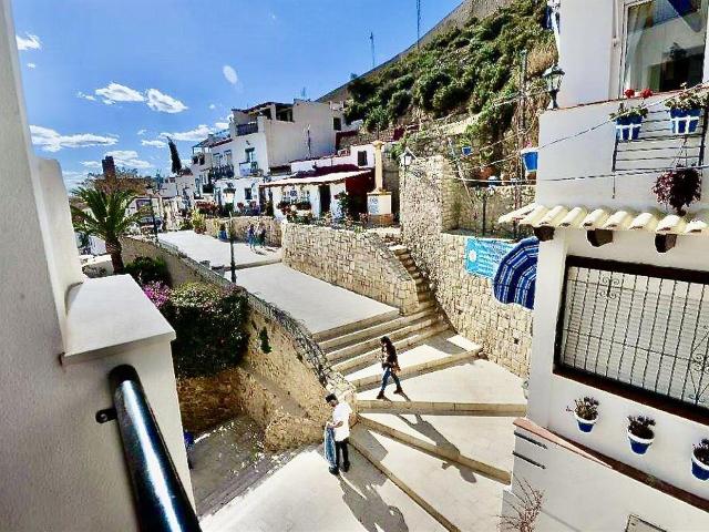 Casa en venta en Alicante, Casco Antiguo Sta. Cruz Ayuntamiento. Casa en venta en Centro Santa Cruz, 2 dormitorios. Casas.