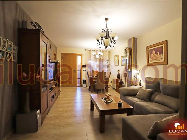 Casa en venta en Alicante, Divina Pastora. Divina Pastora, vivienda de diseño, con encanto, 2 plantas totalmente independientes, en esquina. Casas.