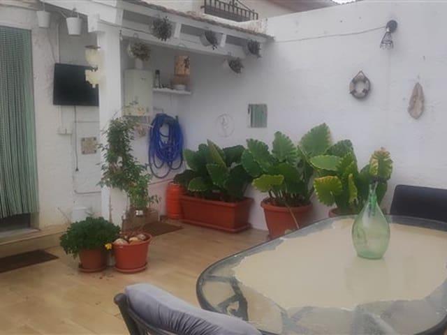 Casa en venta en Alomartes, Granada