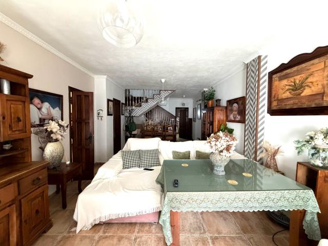 Casa en venta en Álora. Casas.