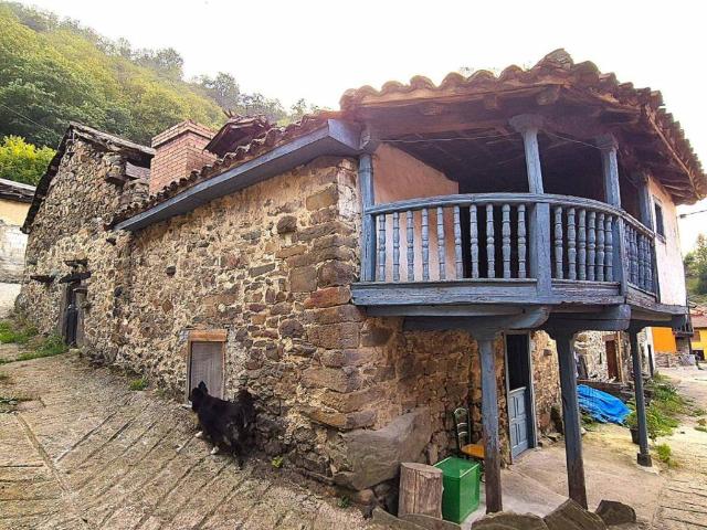 Casa en Venta en Aller