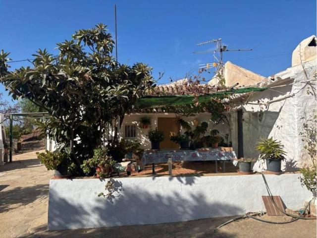 Inmueble en Venta en Almogía