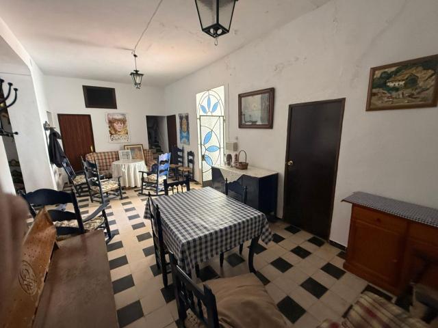 Casa en venta en Almonte, El Rocío. Casa Histórica en el Centro de la Aldea del Rocío Huelva. Casas.