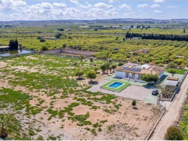 Casa en Venta en Almoradí