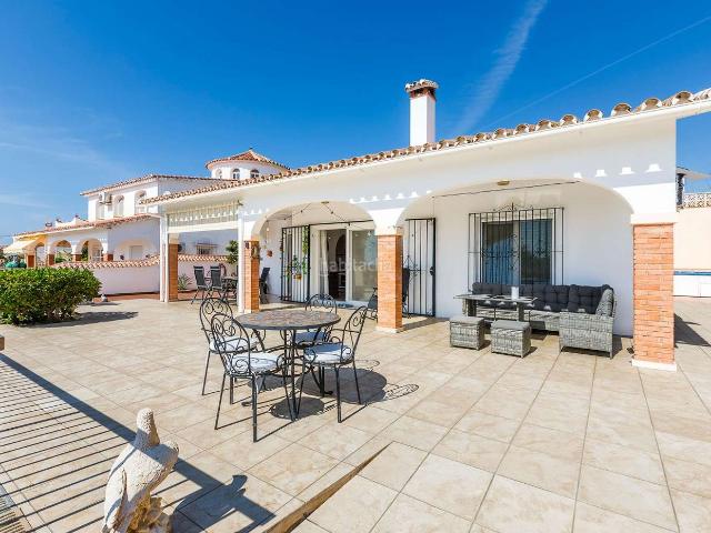 Casa en venta en Almayate Bajo. Casas Almayate.
