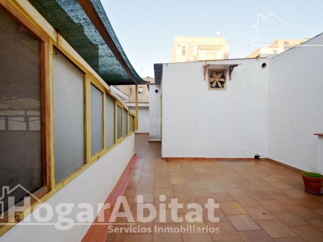 Casa en venta en Almazora Almassora, Centro. AMPLIA CASA CON LOCAL COMERCIAL, GARAJE Y TERRAZA. Casas Almazora.