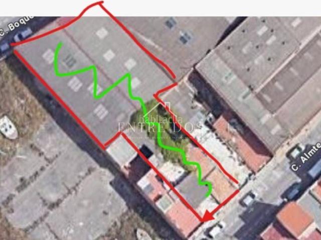 Casa en venta en Almazora Almassora, Santa Quiteria Les Boqueres. Gran oportunidad de inversión en Almazora, casa de 9 habitaciónes de 1940 a refaccionar con posibilidad de venta de conj. Casas.