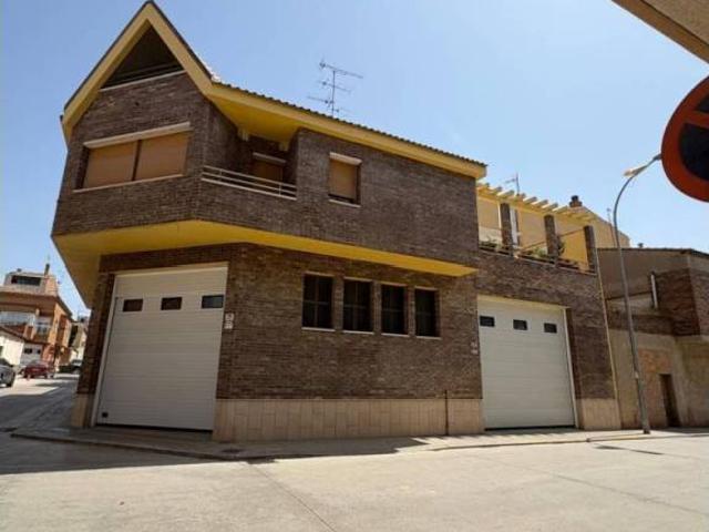 Casa en Venta en Almacelles