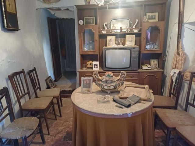 Casa en Venta en Almáchar