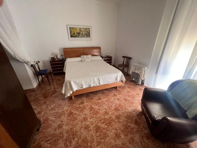 Casa en venta en Almadén. Encantadora Casa en Almaden, Castilla la Mancha Oportunidad Única por 55,000. Casas.