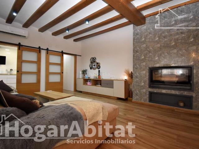 Casa en venta en Almenara. BONITA CASA TOTALMENTE REFORMADA CON GARAJE Y GRAN TERRAZA. Casas.
