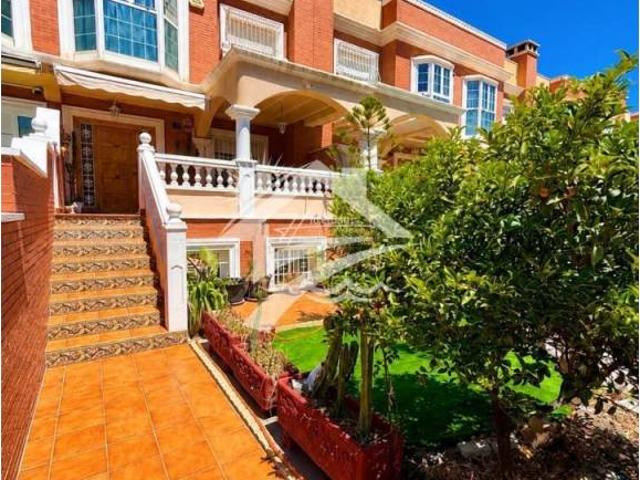 Casa en Venta en Almería