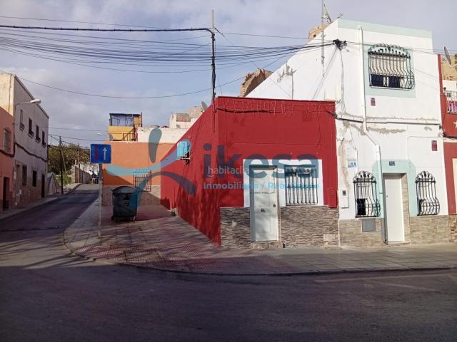 Casa en venta en Almería, Centro. Se vende Casa en la localidad de Almería. Casas.