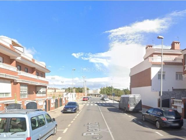 Casa en venta en Almería, San Luis. VENTA EN CONDICIONES ESPECIALESCESIÓN DE CRÉDITO. ACTIVO SIN POSESIÓN, NO HIPOTECABLE. Casas.