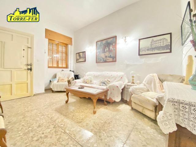 Casa en venta en Almería, Plaza de Toros Santa Rita. CASA EN VENTA EN LA CALLE MEMORIAS, JUNTO AV PABLO IGLESIAS!. Casas.