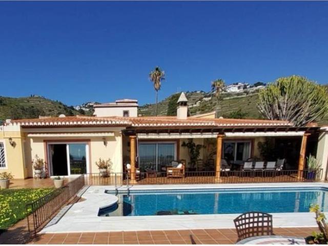 Casa en Venta en Almuñécar