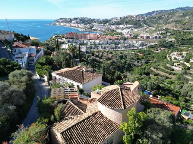Casa en Venta en Almuñécar