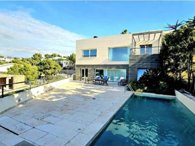 Casa en Venta en Almuñécar