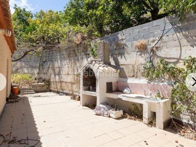Casa en venta en Almuñécar, Almuñecar centro. Casa con gran finca en la costa tropical. Casas.