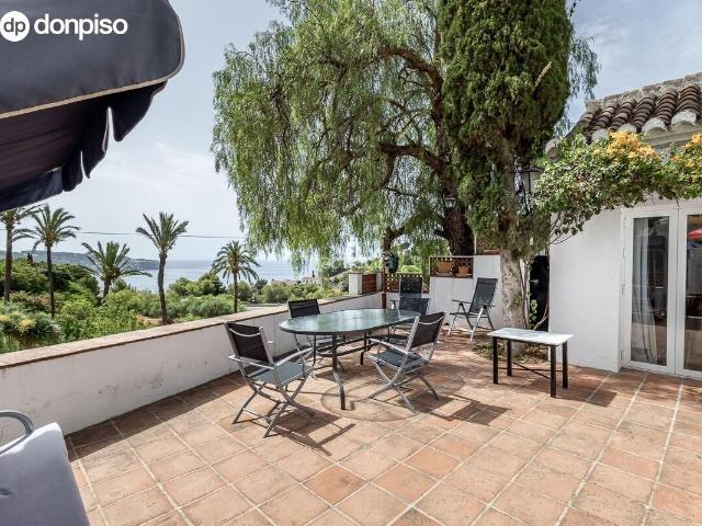 Casa en venta en Almuñécar, Urb. San Antonio. Vivienda en San Antonio, La Herradura. Casas.
