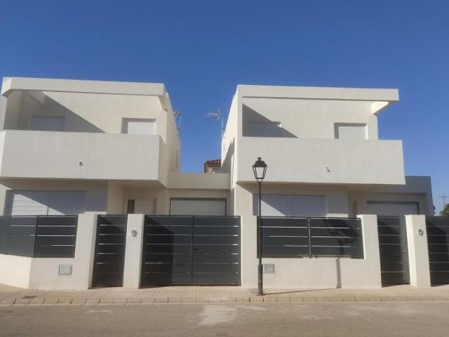 Casa en venta en Alpera, Alpera