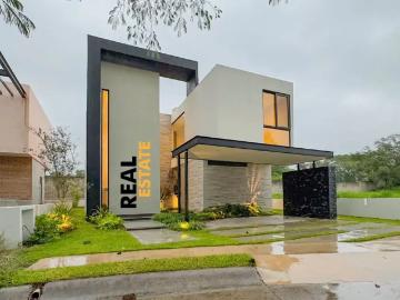 Casa en venta en Altozano, Cuauhtémoc, Colima