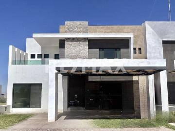 CASA EN VENTA EN ALTOZANO LA NUEVA LAGUNA