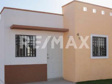 Casa en venta en Altares Seccion Dorada al sur de Hermosillo, Sonora