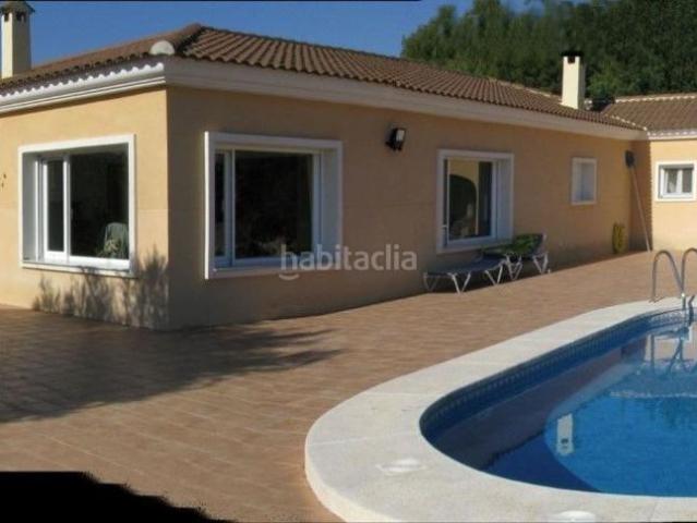 Casa en venta en Altea, Altea Ciudad. Altea, finca de 18.900m2 con 2 viviendas grandes. Casas.