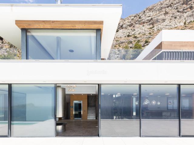 Casa en venta en Altea, Altea Hills. Altea Hills: Una Vida Suspendida Sobre el Mar. Casas.