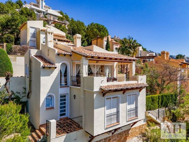 Casa en venta en Altea, Altea Hills. Casas.