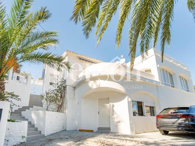 Casa en venta en Altea, L´Olla. Chalet independiente de lujo en Altea. Casas.