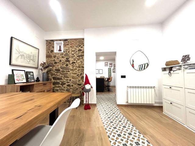 Casa en venta en Amer. CASA A AMER. Casas.