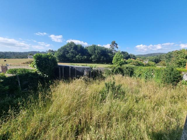 Casa en venta en Ames, Bertamirans. Casa con jardín en Maguxe, Ames. Casas.