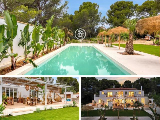Casa en venta en Ametlla de Mar L´, Sant Jordi D´Alfama Costa Dorada. Casa con piscina y jardín en Sant Jordi dAlfama. Casas Ametlla de Mar.