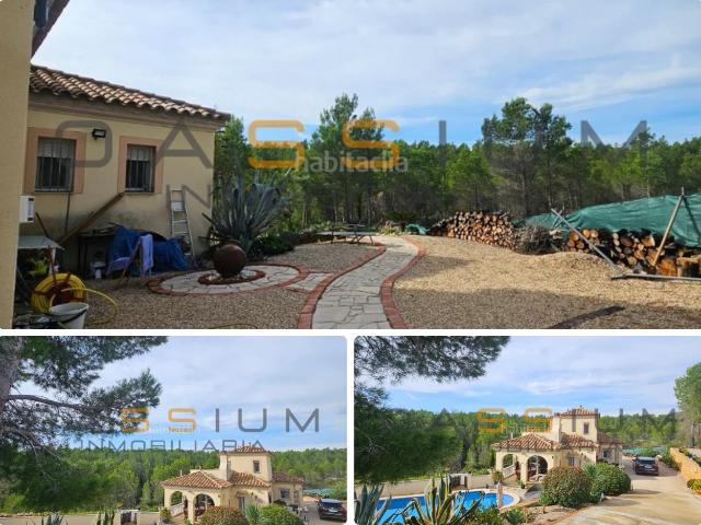 Casa en venta en Ametlla de Mar L´, Sant Jordi D´Alfama Costa Dorada. Increíble casa independiente con licencia turística y piscina. Casas Ametlla de Mar.