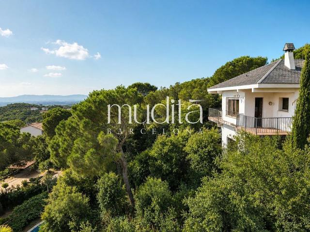 Casa en venta en Ametlla del Vallès, l´, de 200 m² 4 habitaciones por 295.000