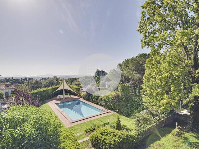 Casa en venta en Ametlla del Vallès L´. Exclusiva casa de 377 m con diseño único en lAmetlla del Vallès. Casas Ametlla del Vallès.