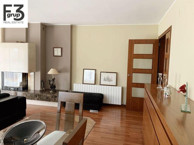 Casa en venta en Ametlla del Vallès L´. Espectacular casa a les Roquetes. Casas Ametlla del Vallès.