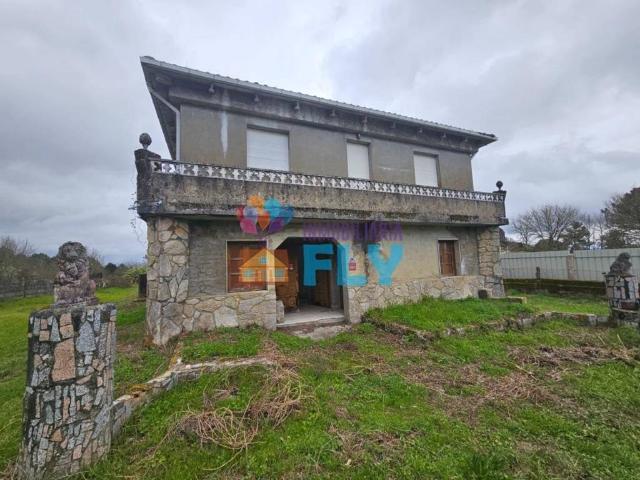 Casa en Venta en Amoeiro