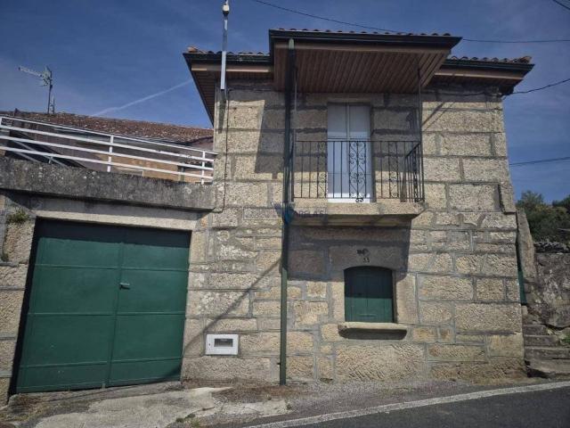 Casa en Venta en Amoeiro