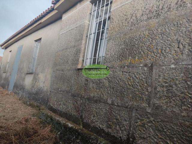 Casa en venta en Amoeiro. Casas.