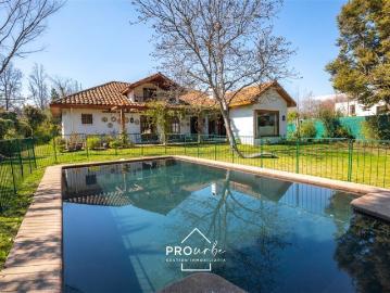 Casa en Venta en Amplia casa en gran terreno. Bernardo Larrain/Cerro Lagunillas. La Loma. Club de Golf Lomas de La Dehesa