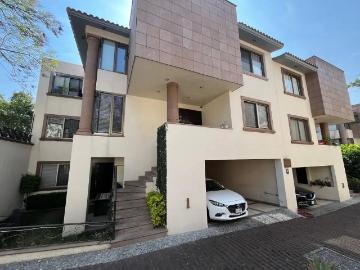 Casa en Venta en Ampliación Alpes, Álvaro Obregón, CDMX Amplia y Bien Ubicada