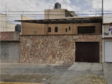 Casa en venta en Ampliación General José Vicente Villada Poniente, Nezahualcóyotl, México
