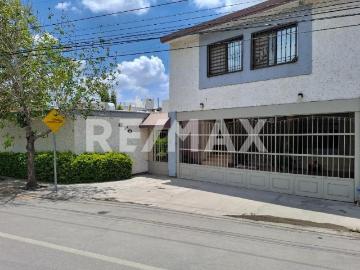 CASA EN VENTA EN AMPLIACIÓN LA ROSITA