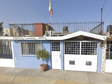 Casa en venta en Ampliación San Pablo de las Salinas, Tultitlán, México